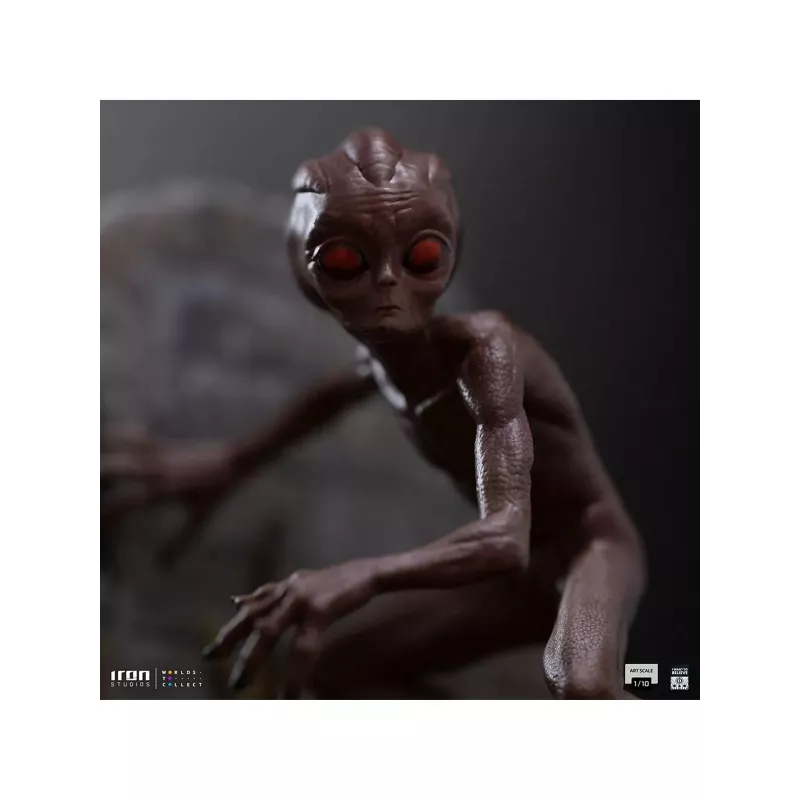 Original Character ET Varginha I Want to Believe Iron Studios