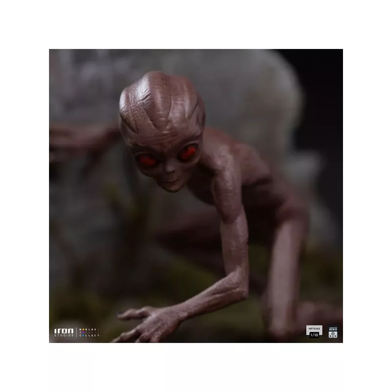 Original Character ET Varginha I Want to Believe Iron Studios