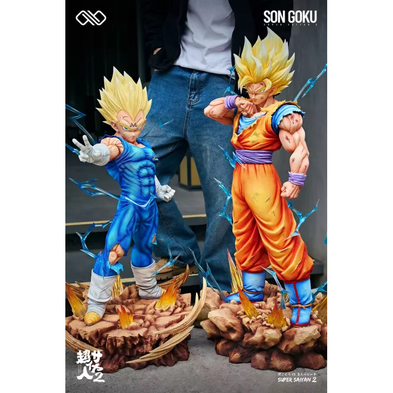 Dragon Ball Goku - Infinite Studio Collectible Figure
