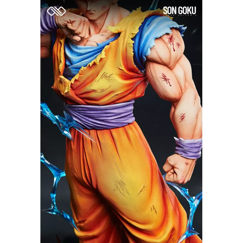 Dragon Ball Goku - Infinite Studio Collectible Figure