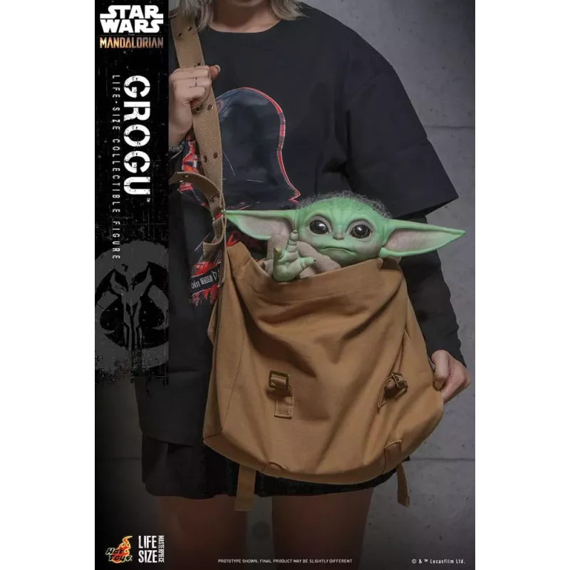 Star Wars: The Mandalorian Life-Size Grogu Hot Toys