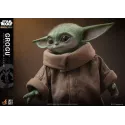 Star Wars: The Mandalorian Life-Size Grogu Hot Toys