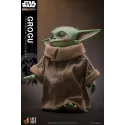 Star Wars: The Mandalorian Life-Size Grogu Hot Toys