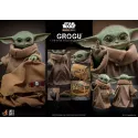 Star Wars: The Mandalorian Life-Size Grogu Hot Toys
