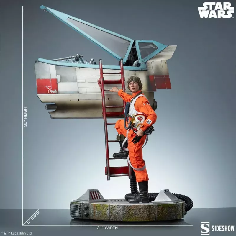 Star Wars Luke Skywalker & X-Wing: Red Five Sideshow