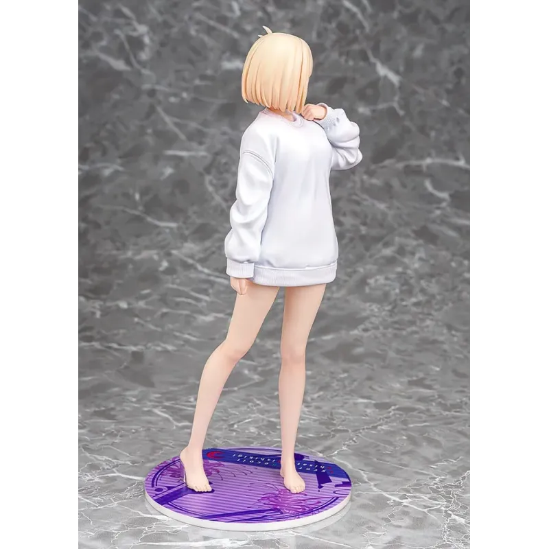 Lycoris Recoil Chisato Nishikigi: Oversized Sweatshirt Ver. Phat