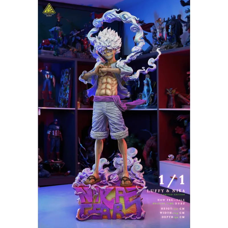 One Piece Nikka Luffy V2 1/1 & 1/2 Super Bomb Studio