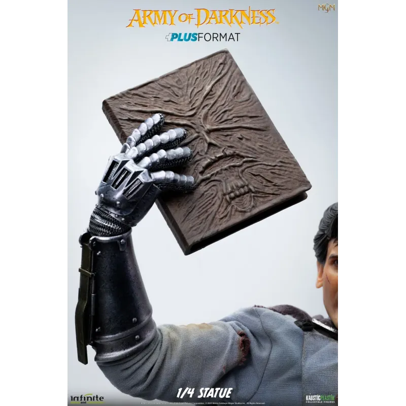 Evil Dead Army of Darkness Ash 1/4 Plus Format Infinite Statue