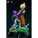 Dragon Ball Z Goku vs Frieza V2 Figure Class