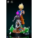 Dragon Ball Z Goku vs Frieza V2 Figure Class