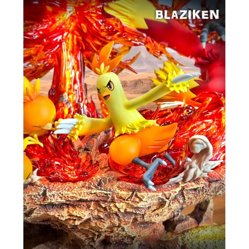PPAP Studio Blaziken 1:6 con LED - Figura Coleccionable