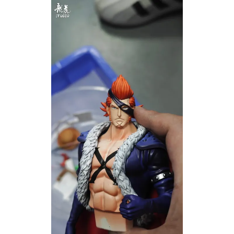 One Piece Drake Long Hu Studio - Figurine de Collection Unique