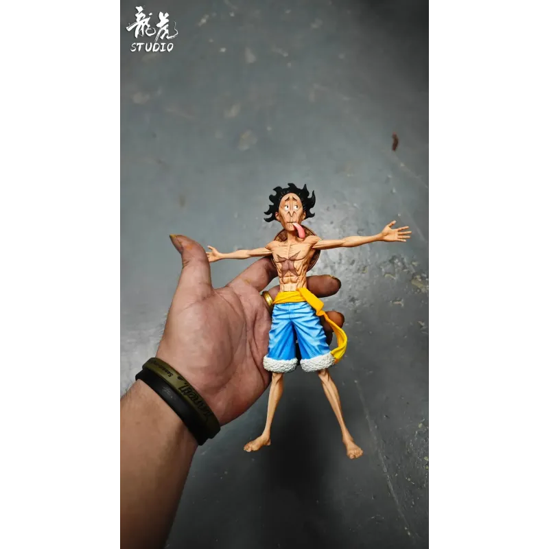 One Piece Exhausted Old Man Luffy Long Hu Studio