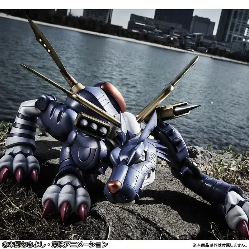 Digimon MetalGarurumon & Yamato Ishida Megahouse