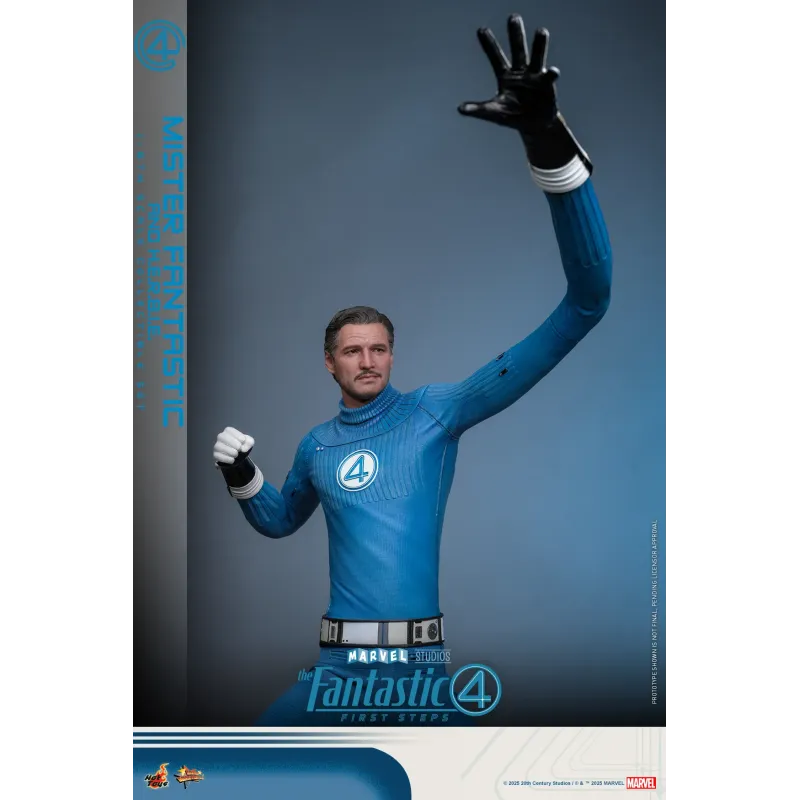 Marvel The Fantastic 4 Mister Fantastic and H.E.R.B.I.E. Hot Toys