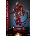 Marvel Iron Man Mark III Armor Suit Up Ver. Hot Toys