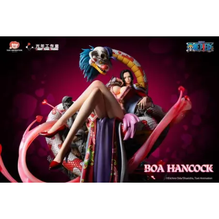 One Piece Boa Hancock Light Year Studio - Figura Coleccionable
