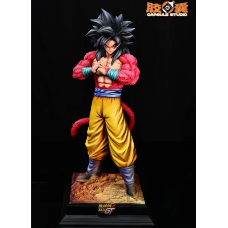 Dragon Ball GT Goku SSJ4 Capsule Studio