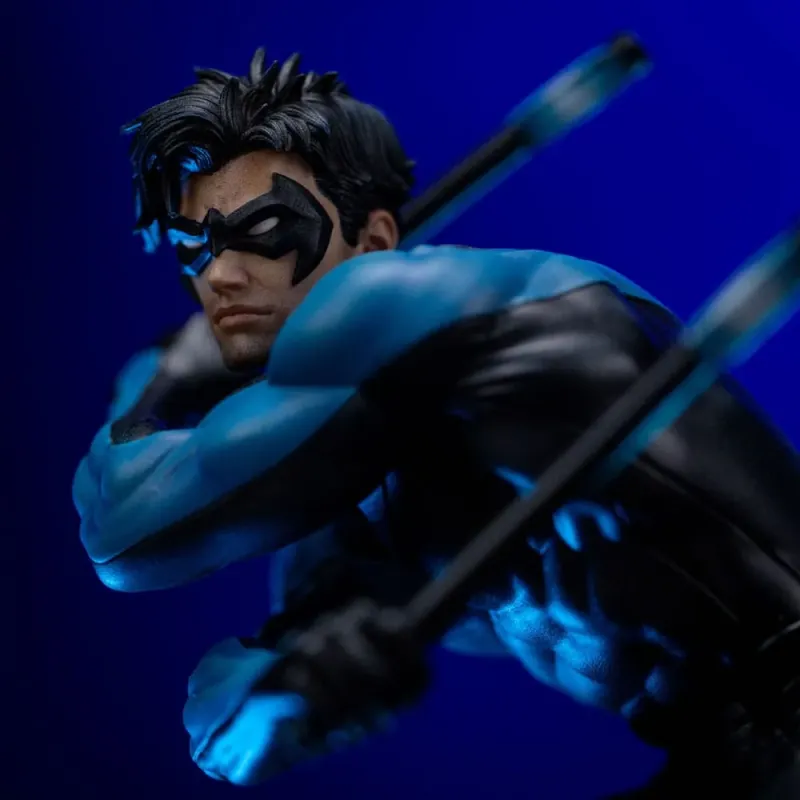 DC Comics Nightwing Iron Studios