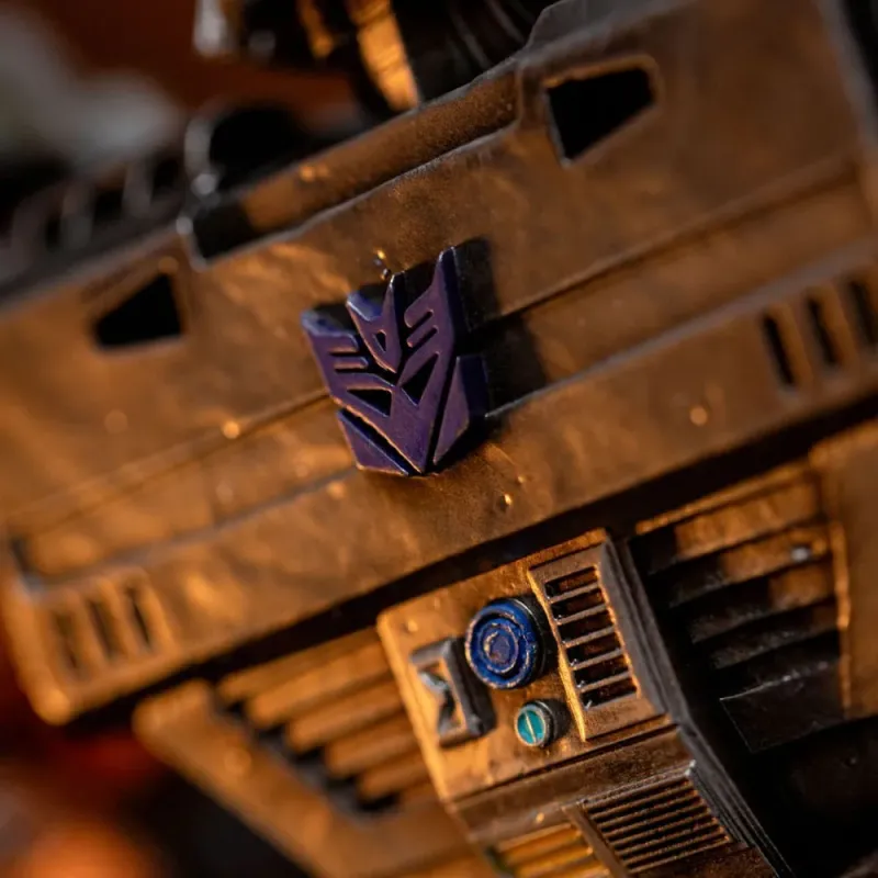 Transformers Megatron Iron Studios