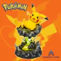 Pokémon Pikachu & Charizard & Bulbasaur & Squirtle Mapleflare Studio