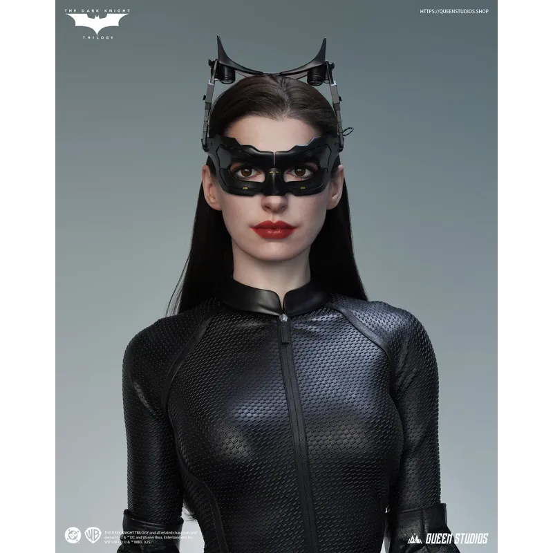 DC The Dark Knight Rises Catwoman Life-Size Queen Studios