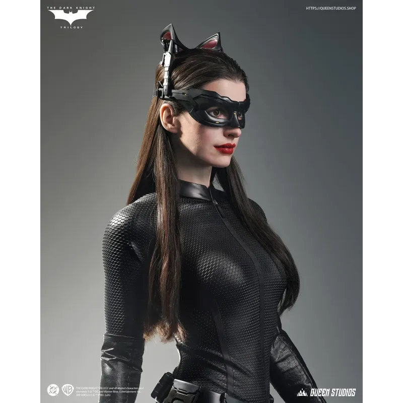 DC The Dark Knight Rises Catwoman Life-Size Queen Studios