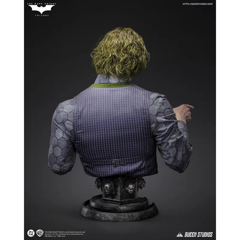 DC The Dark Knight The Joker Bust Queen Studios