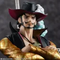 One Piece Dracule Mihawk MegaHouse - Figurine de Collection Unique
