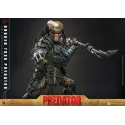 Predator Broken Tusk Hot Toys - Epic Collectible Figure