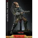 Predator Broken Tusk Hot Toys - Epic Collectible Figure