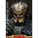 Predator Broken Tusk Hot Toys - Epic Collectible Figure