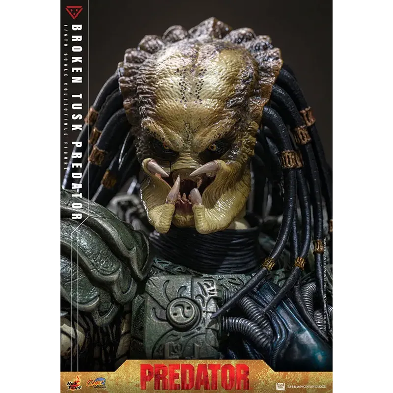Predator Broken Tusk Hot Toys - Epic Collectible Figure