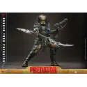 Predator Broken Tusk Hot Toys - Epic Collectible Figure