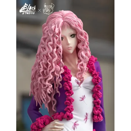 NANA Layla Serizawa NIUZI Studio X BLACK Studio