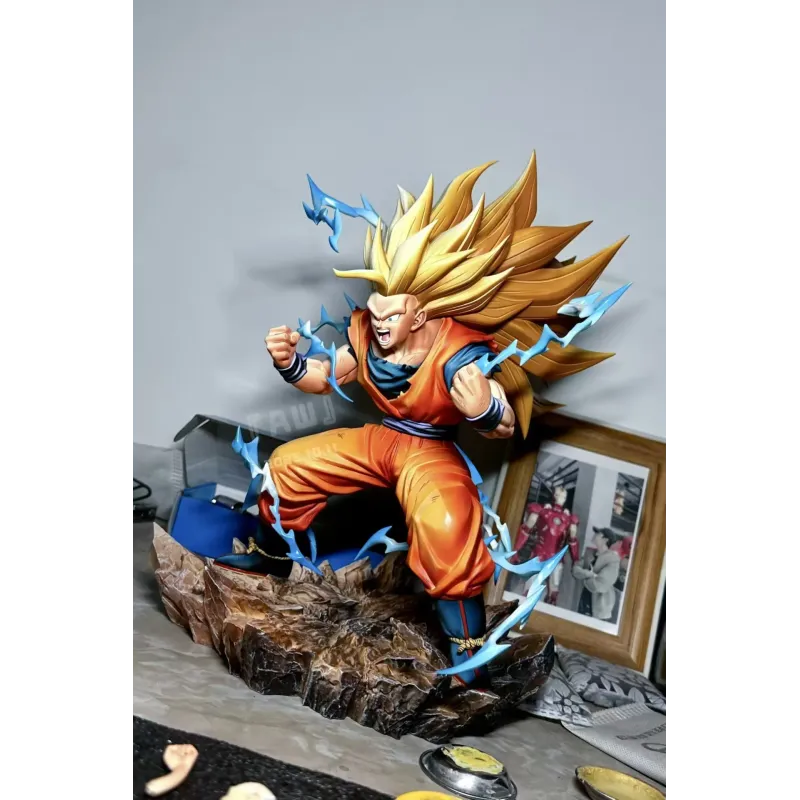 Dragon Ball Z Goku SSJ3 AW Studio