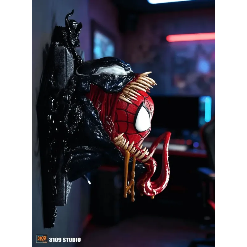 Marvel Spider Man Venom Wall Hanging 3109 Studio