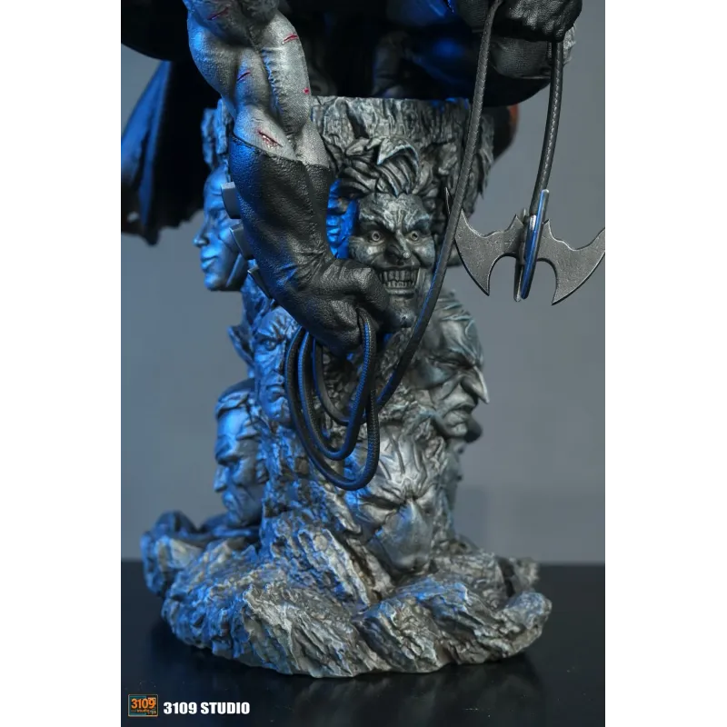 DC Batman: Dark Knight Returns Comics 3109 Studio