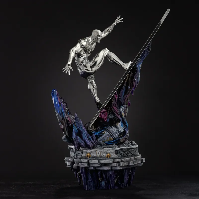 Marvel Comics Silver Surfer Deluxe Iron Studios
