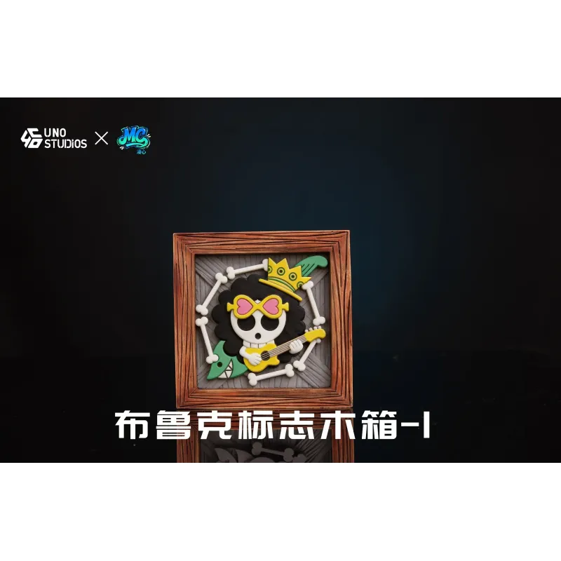 One Piece Logo Wooden Crate Straw Hat Pirates UNO Studio