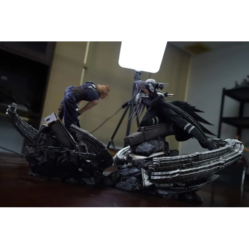 Final Fantasy Cloud vs Sephiroth The Ones Studio