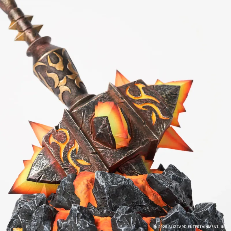 World of Warcraft Sulfuras Hand of Ragnaros Collectors Edition Blizzard