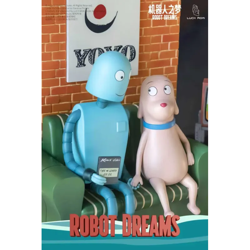 Robot Dreams Luck Moai