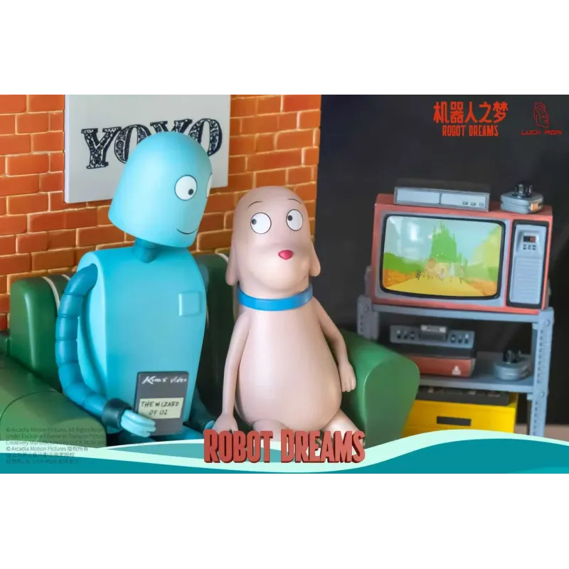 Robot Dreams Luck Moai