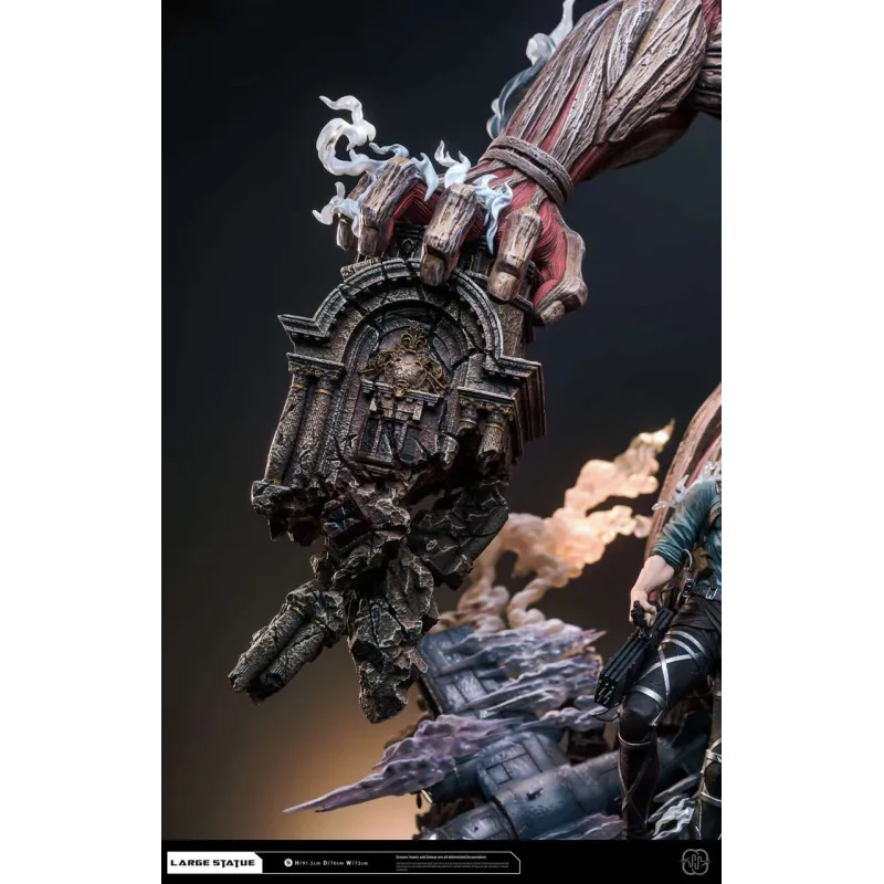 Attack on Titan The Armored Titan & Reiner Hertz Studio