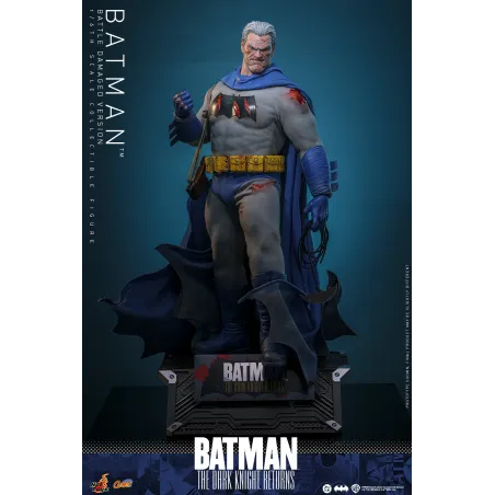 DC Batman: The Dark Knight Returns Batman (Battle Damaged Version) Hot Toys