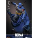 DC Batman: The Dark Knight Returns Batman (Battle Damaged Version) Hot Toys