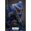 DC Batman: The Dark Knight Returns Batman (Battle Damaged Version) Hot Toys