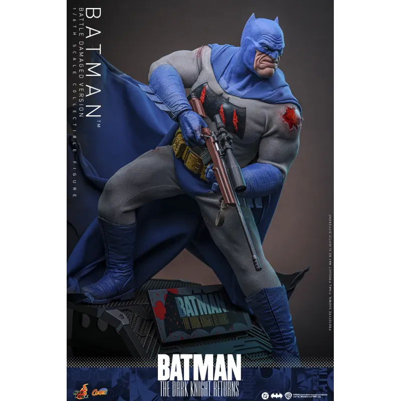 DC Batman: The Dark Knight Returns Batman (Battle Damaged Version) Hot Toys