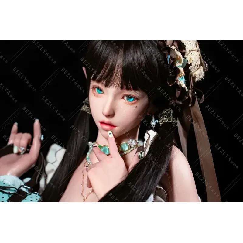 Original Character Dreamy Illusion Calia ULTRA Makeup Bezlya